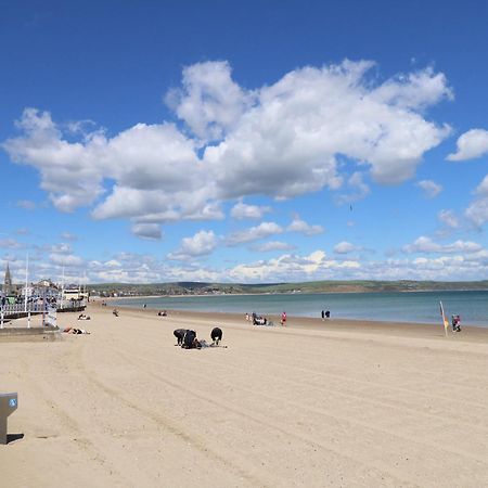 Bliss On The Bay Apartment เวย์มัธ ภายนอก รูปภาพ